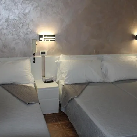 Otel Mora Rimini