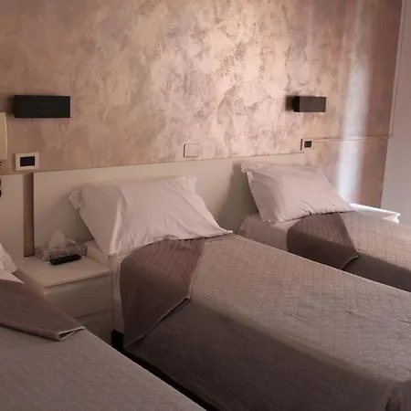 Mora Otel *